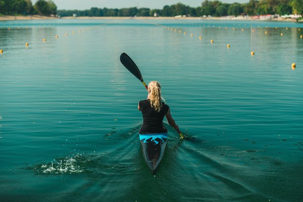 Où participer à une expédition de kayak dans les fjords de Norvège?